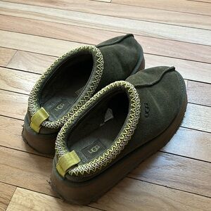 Ugg Tazz Slippers